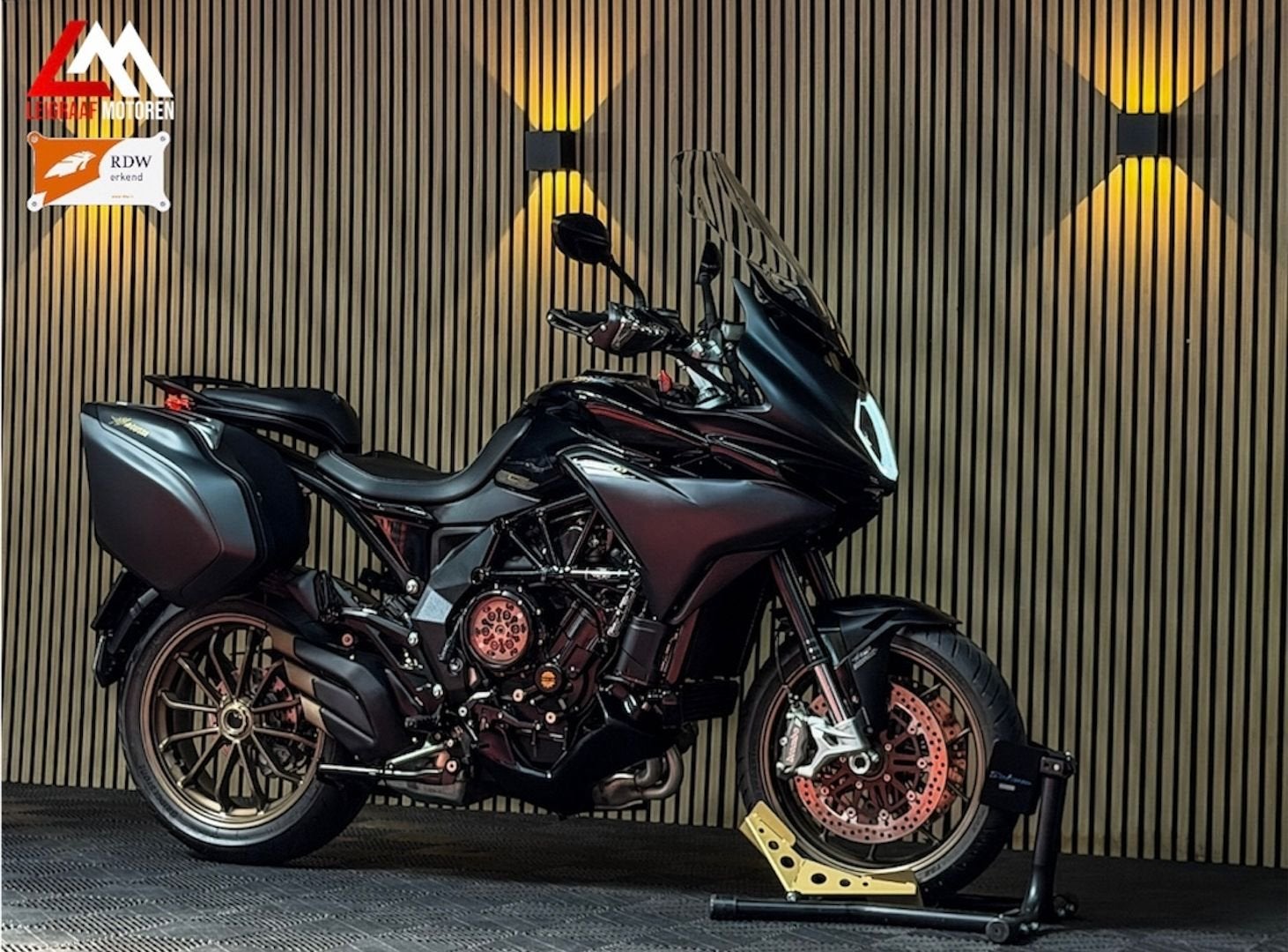 MV Agusta TURISMO VELOCE  800 LUSSO SCS