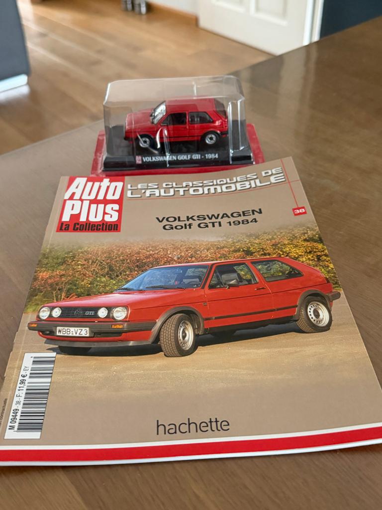 Volkswagen Golf GTI 1984 modelauto met tijdschrift, Hobby en Vrije tijd, Modelauto's | 1:43, Ophalen of Verzenden, Nieuw, Auto