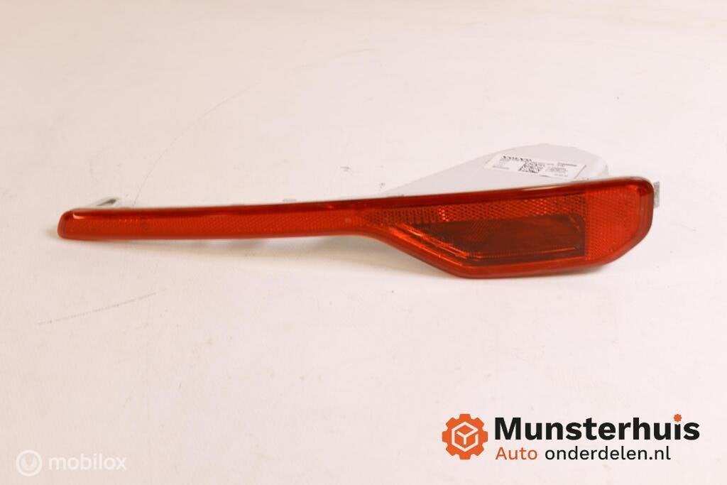 Reflector bumper rechtsachter origineel  Volvo C40 31656866, Gebruikt, Ophalen of Verzenden, Volvo