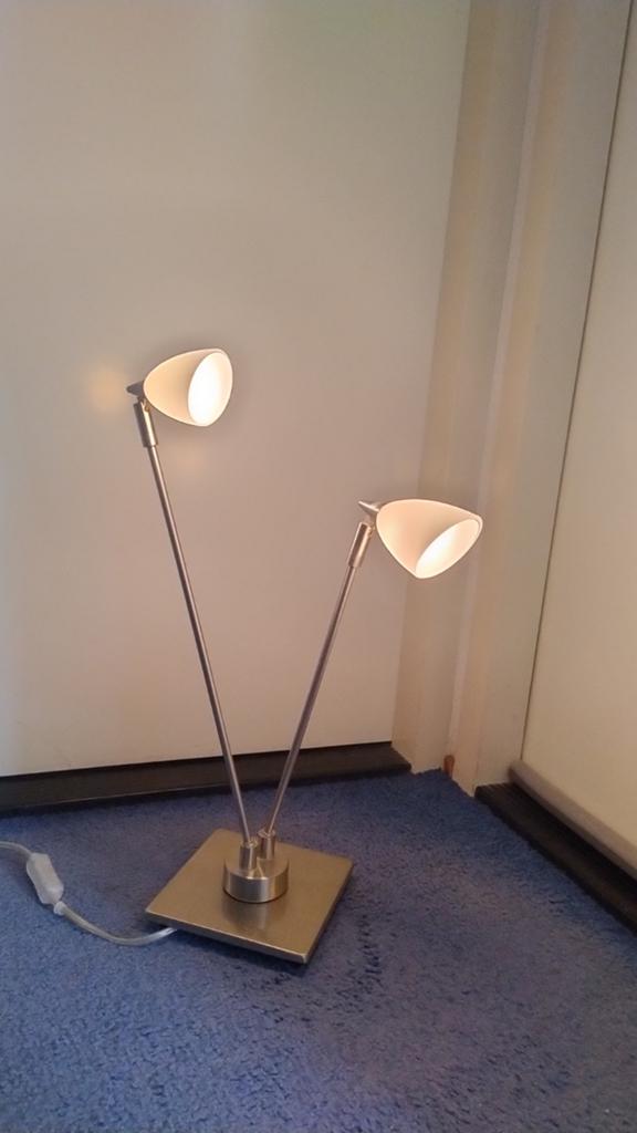 Rvs tafellamp of burolamp met 2 spots, Ophalen, Metaal, Minder dan 50 cm