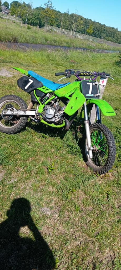 Crossmoter kawasaki 80cc, Fietsen en Brommers, Brommers | Crossbrommers, Overige merken, 6 versnellingen, Ophalen of Verzenden