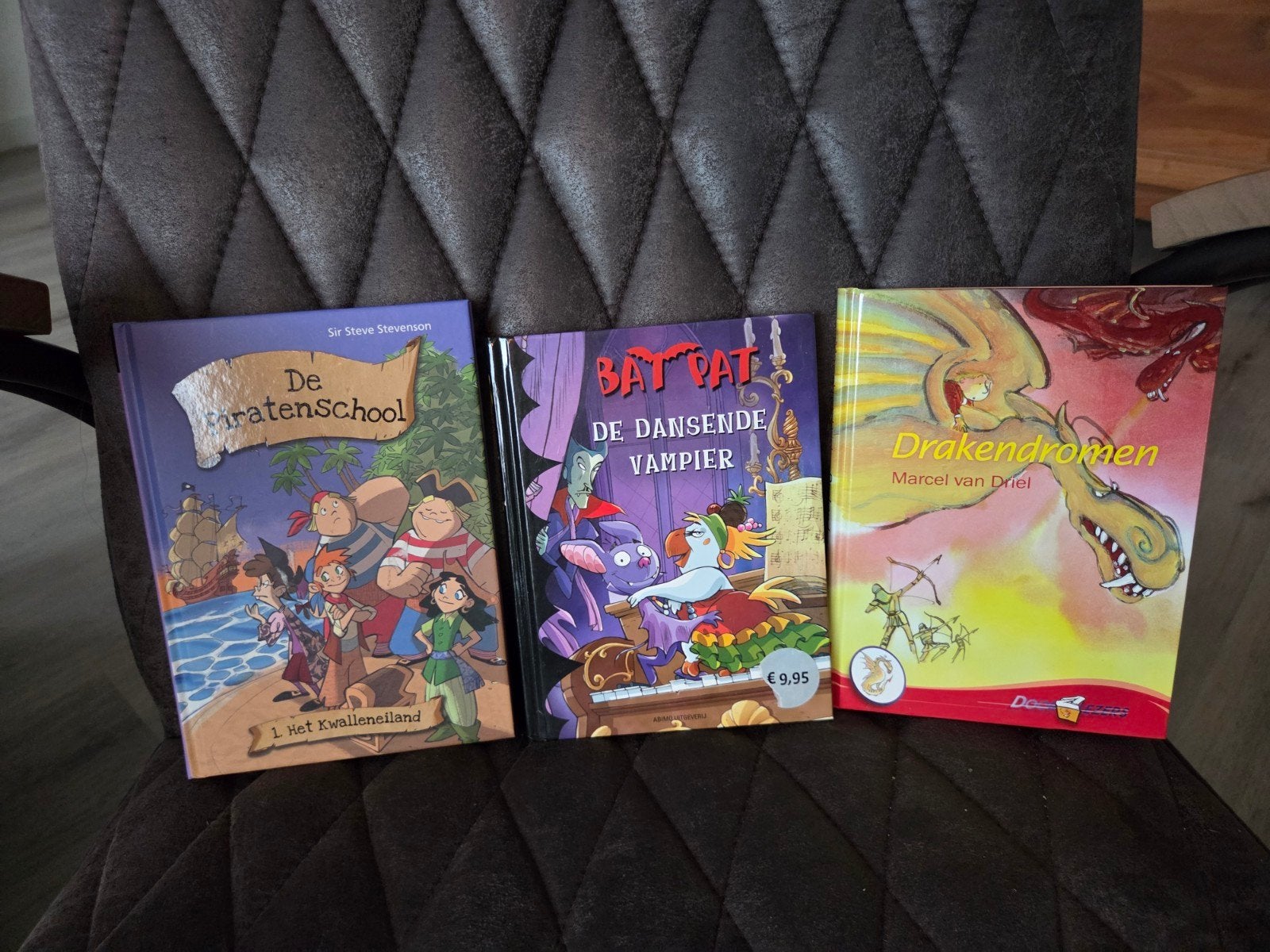 3 nieuwe kinderboeken: Draken, Vampiers en Piraten, Ophalen of Verzenden, Nieuw, Fictie