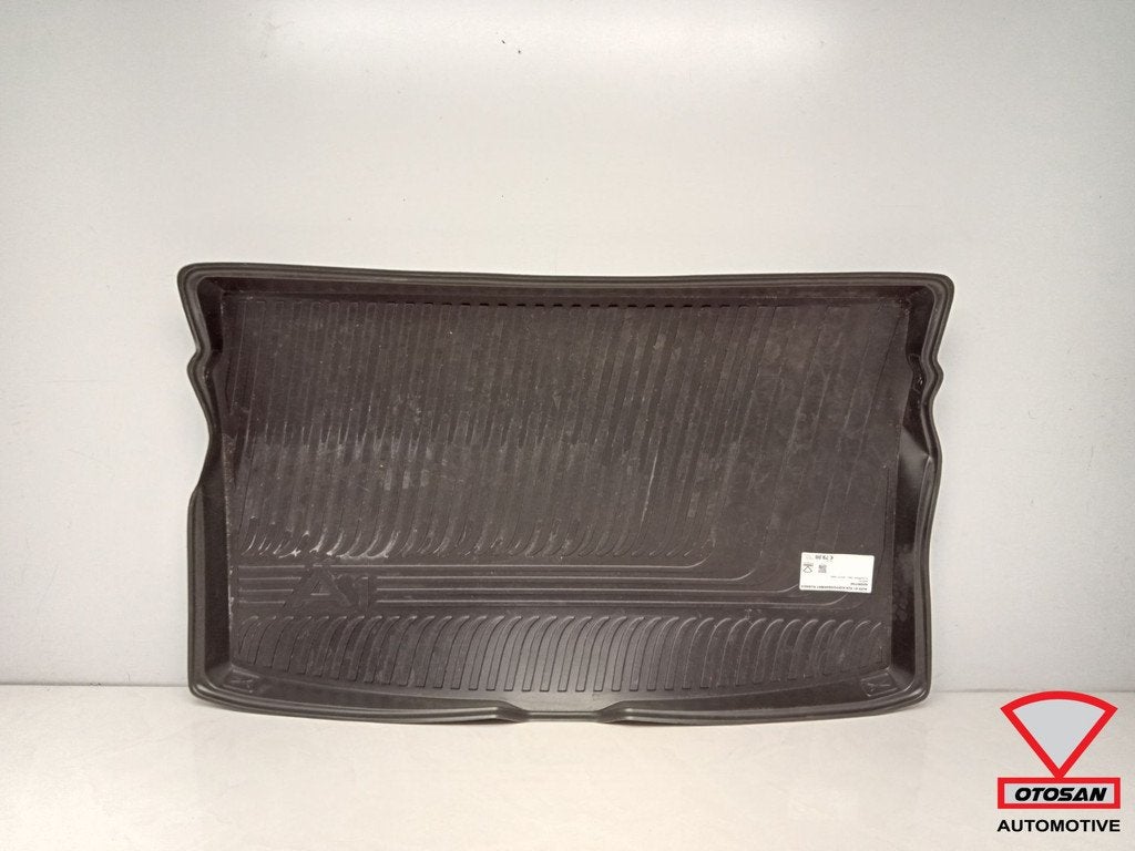 Audi A1 82A Kofferbakmat Rubber Origineel! 82G061180, Gebruikt, AUDI AG, Auto-Union-Strasse 1
85045  Ingolstadt, DE, Kundenbetreuung@audi.de
