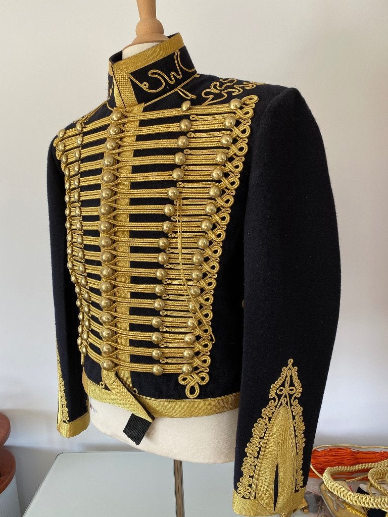 ceremonieel tenue officier gele rijders, Ophalen of Verzenden, Landmacht, Nederland, Embleem of Badge