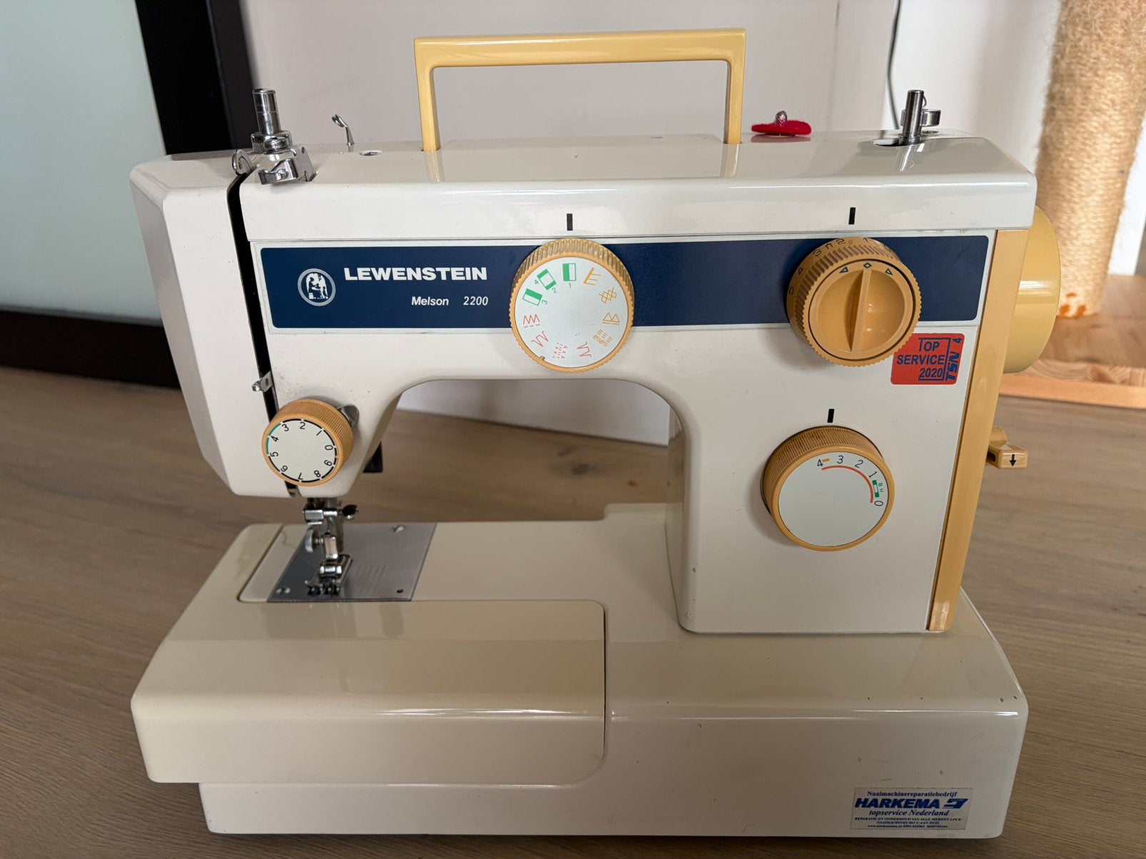 Naaimachine Lewenstein, Ophalen, Zo goed als nieuw, Naaimachine, Overige merken