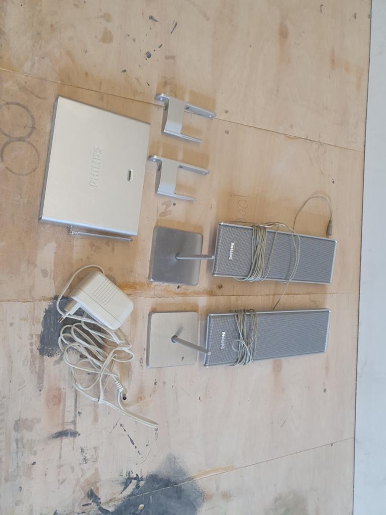 Philips speakers hang of staand, Ophalen of Verzenden, Zo goed als nieuw, Minder dan 60 watt, Philips