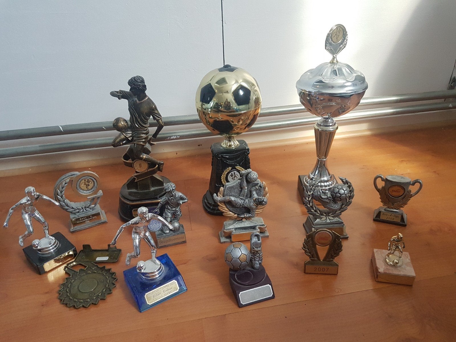 voetbal trofeeën, Ophalen, Zo goed als nieuw, Buitenlandse clubs