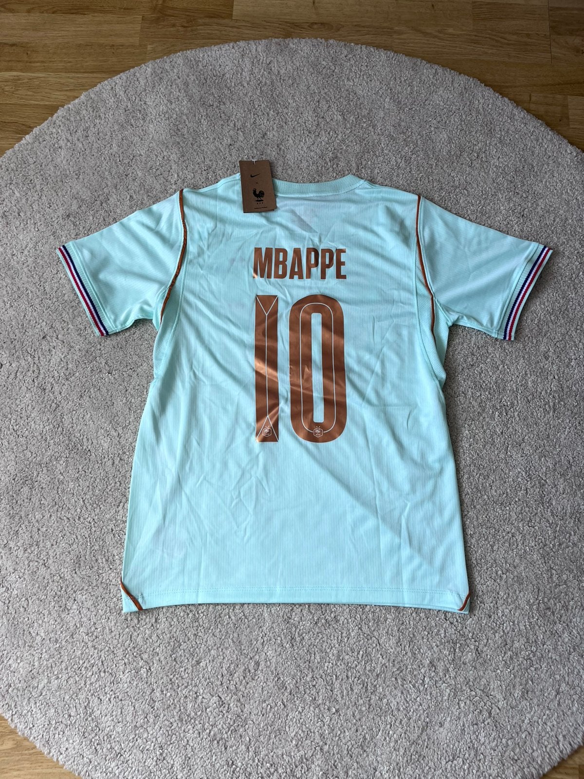 Kylian Mbappé #10 Frankrijk Uitshirt - Maat M (Nieuw), Ophalen of Verzenden, Zo goed als nieuw, Maat 48/50 (M), Blauw