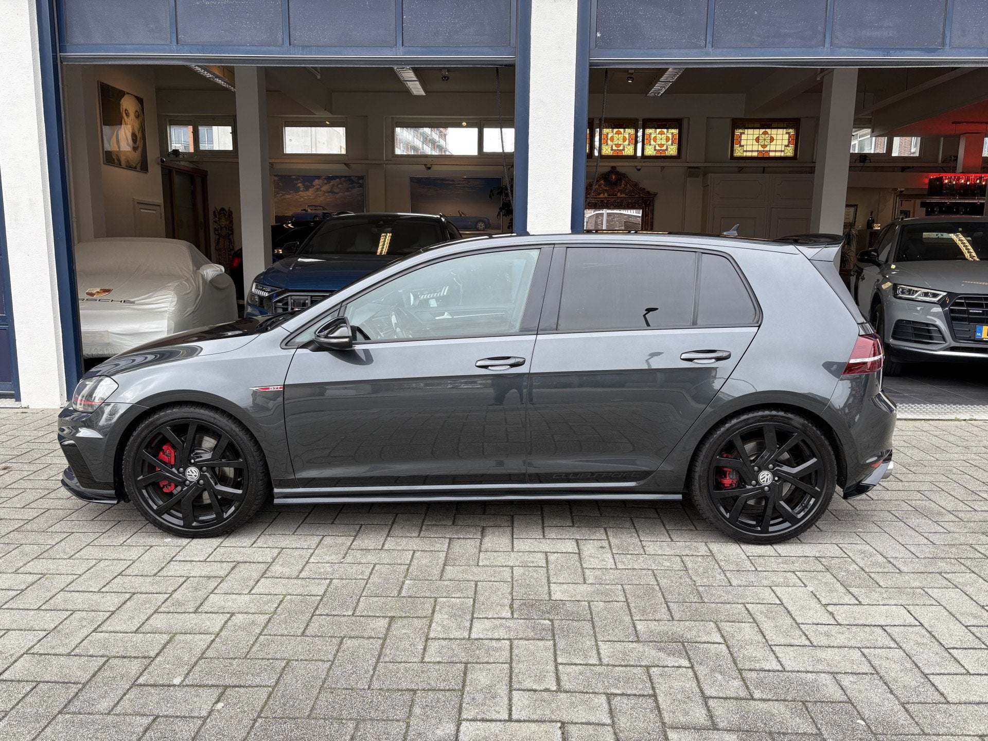 Volkswagen Golf 2.0 TSI GTI Clubsport TOPSTAAT/FULL OPTIONS/, Gebruikt, 4 cilinders, Zwart, 14 km/l