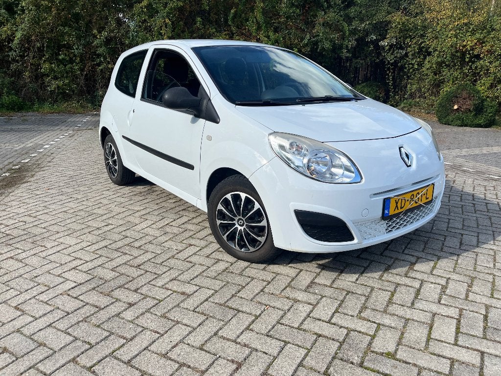 Renault Twingo 1.1 2008 Wit, Auto's, Voorwielaandrijving, 31 €/maand, 4 cilinders, Wit