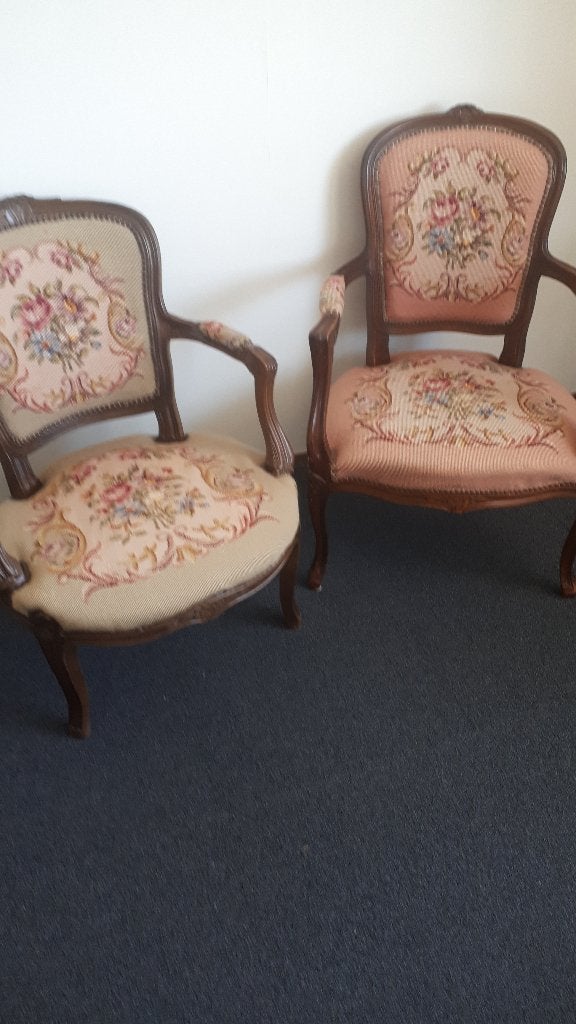 Biedermeier Stoeltjes 2 stuks 70 euro, Antiek en Kunst, Ophalen