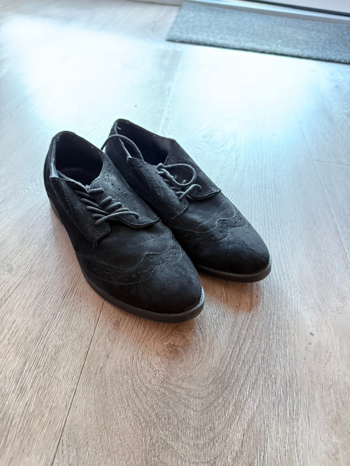 Zwarte veterschoenen maat 37, Kleding | Dames, Schoenen, Verzenden, Zo goed als nieuw, Instappers, Zwart