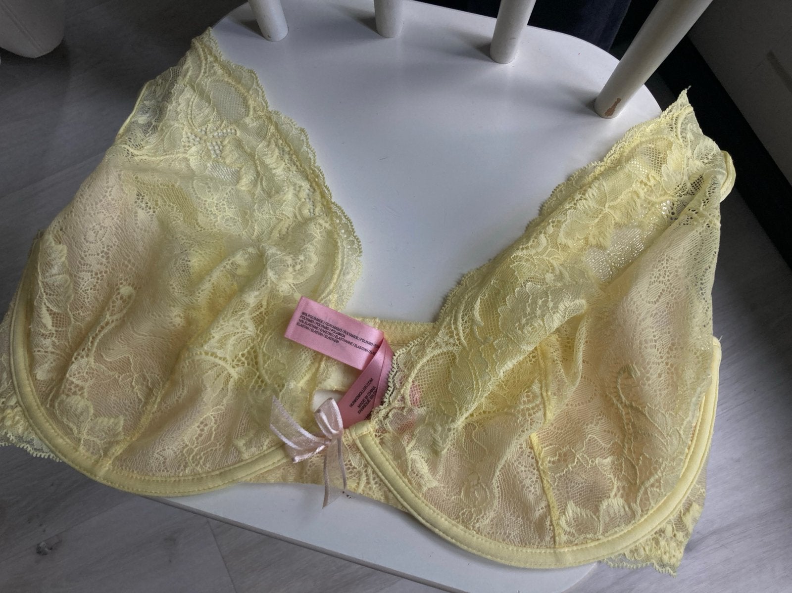 Hunkemöller kanten bh mt 85E geel, Ophalen of Verzenden, Geel, BH