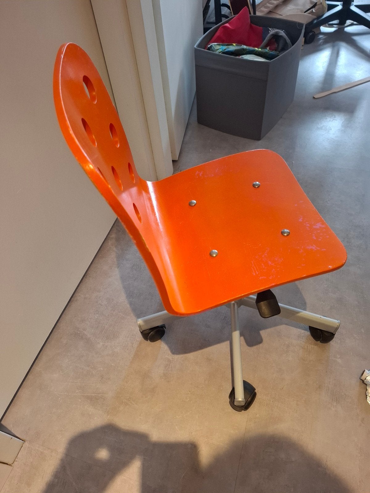ikea Oranje bureaustoel met wieltjes, Ophalen of Verzenden, Gebruikt, Oranje, Bureaustoel