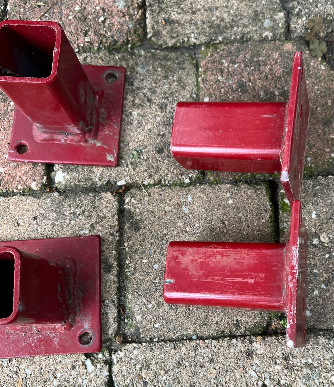 Set van 4 rode paalhouders/paalvoeten, Ophalen of Verzenden, Zo goed als nieuw