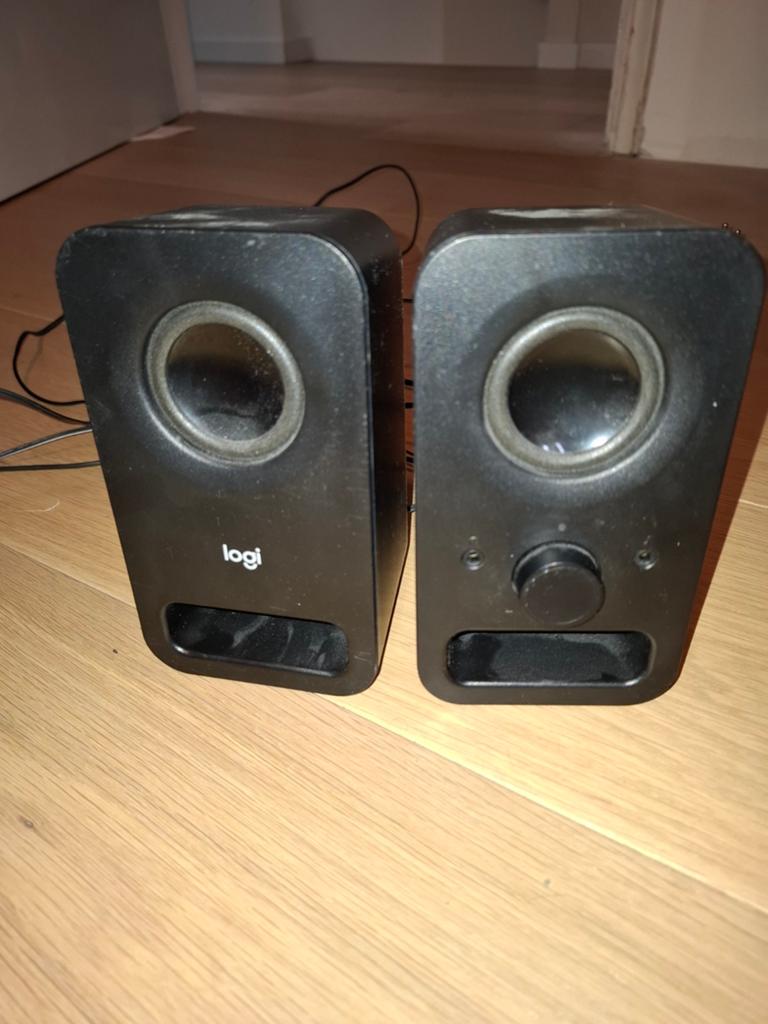 Logitech PC boxjes, Ophalen