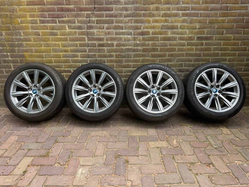 Originele BMW 5 serie velgen 18 inch G30 G31 zomerset, Auto-onderdelen, Banden en Velgen, Ophalen, 18 inch, Banden en Velgen, Personenwagen