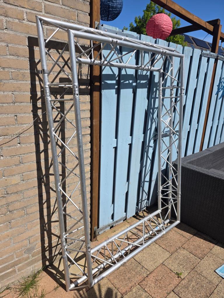 TRUSS van het merk prolyte. Met verlichting & zwaailicht., Ophalen, Gebruikt