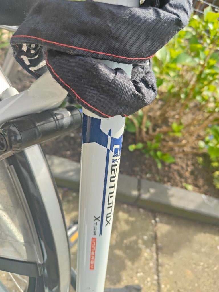 Gezocht oplader en computer Gazelle Chamonix, Fietsen en Brommers, Fietsaccessoires | Fietstassen, Ophalen