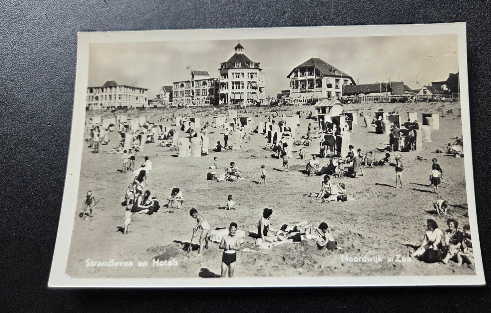 Strandleven en hotels - Noordwijk aan Zee, Verzenden, 1920 tot 1940, Ongelopen, Zuid-Holland