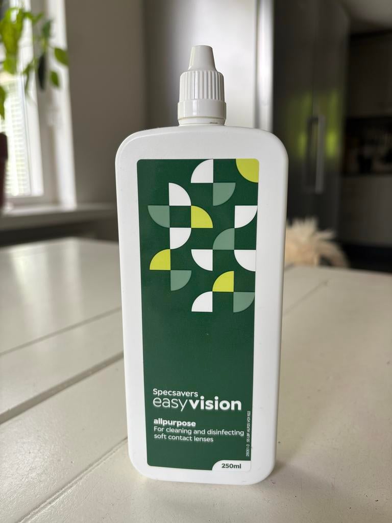 8 flessen Specsavers Easyvision lenzenvloeistof 250ml, Ophalen of Verzenden, Zo goed als nieuw