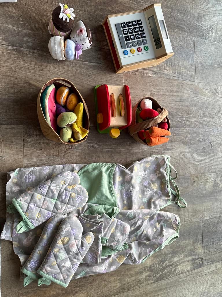 Diverse keuken speelgoed set: kassa, broodrooster, eten & sc, Kinderen en Baby's, Speelgoed | Educatief en Creatief, Ophalen of Verzenden