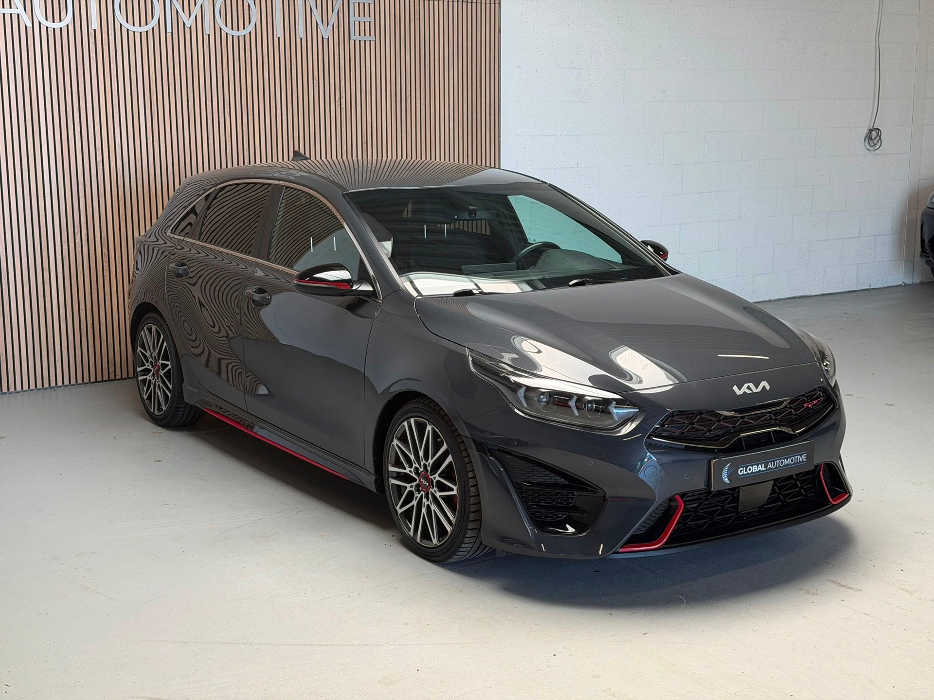 Kia CEED 1.6 T-GDi GT 204PK - JBL - CAMERA - MEMORY, Auto's, 15 km/l, Gebruikt, 4 cilinders, Adaptive Cruise Control