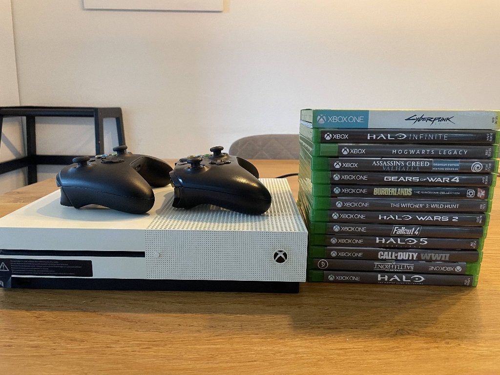 Foto 4 van Xbox One S 500GB