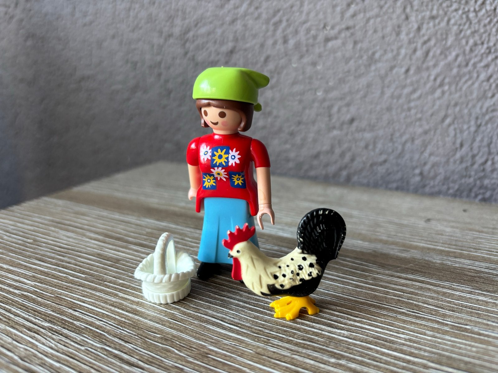Playmobil Vrouw met Kip en Mandje - Zo goed als nieuw, Losse onderdelen, Ophalen of Verzenden, Zo goed als nieuw, Figuren
