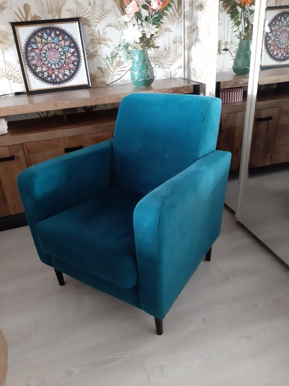 mooie fauteuil, petrolblauwe  velvet, Huis en Inrichting, Fauteuils, Ophalen, Past bij elke stijl, 75 tot 100 cm, Zo goed als nieuw