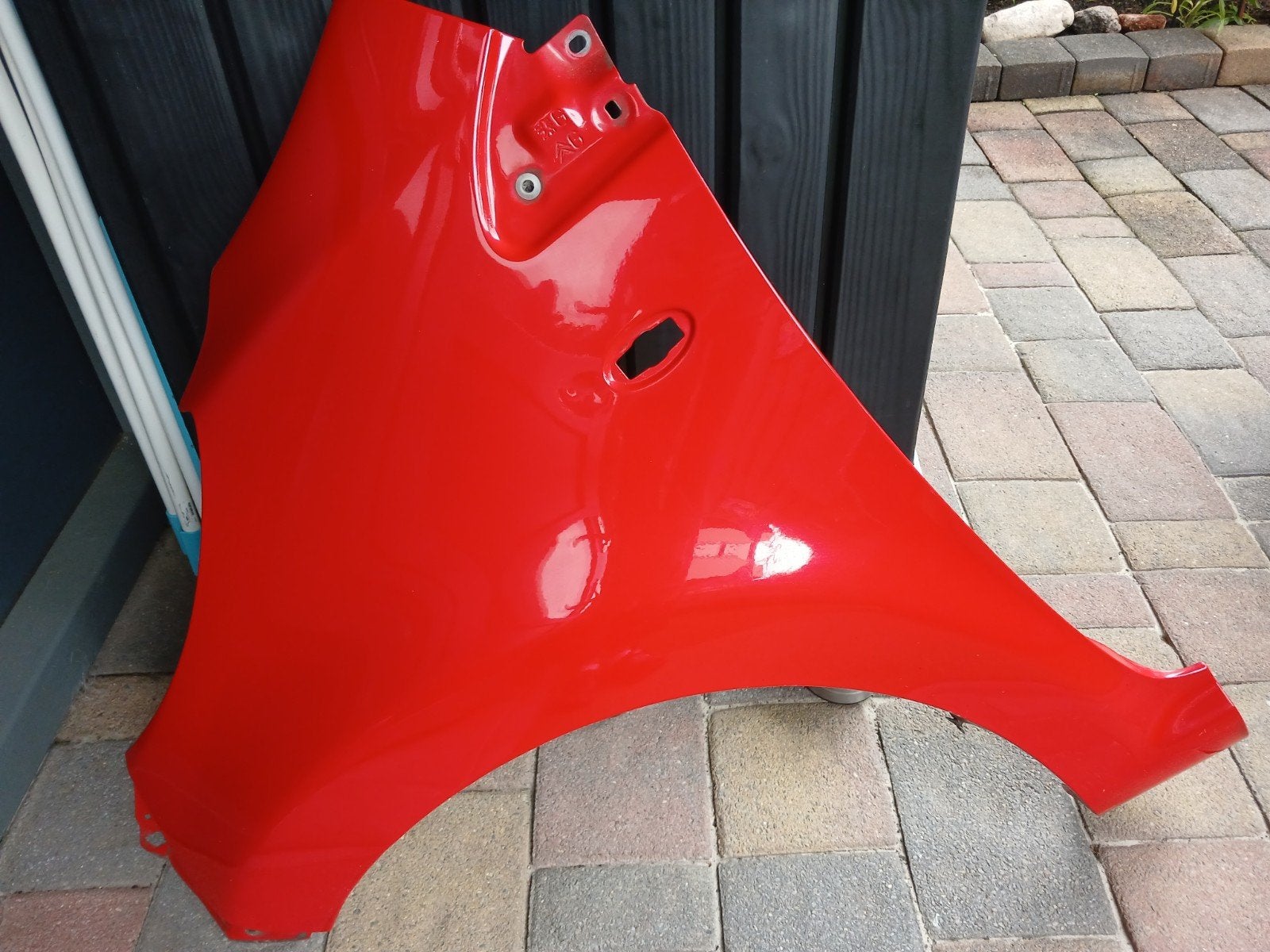 Rood voorscherm links voor Citroën C1 & Peugeot 107, Ophalen, Gebruikt, Citroën, Voor