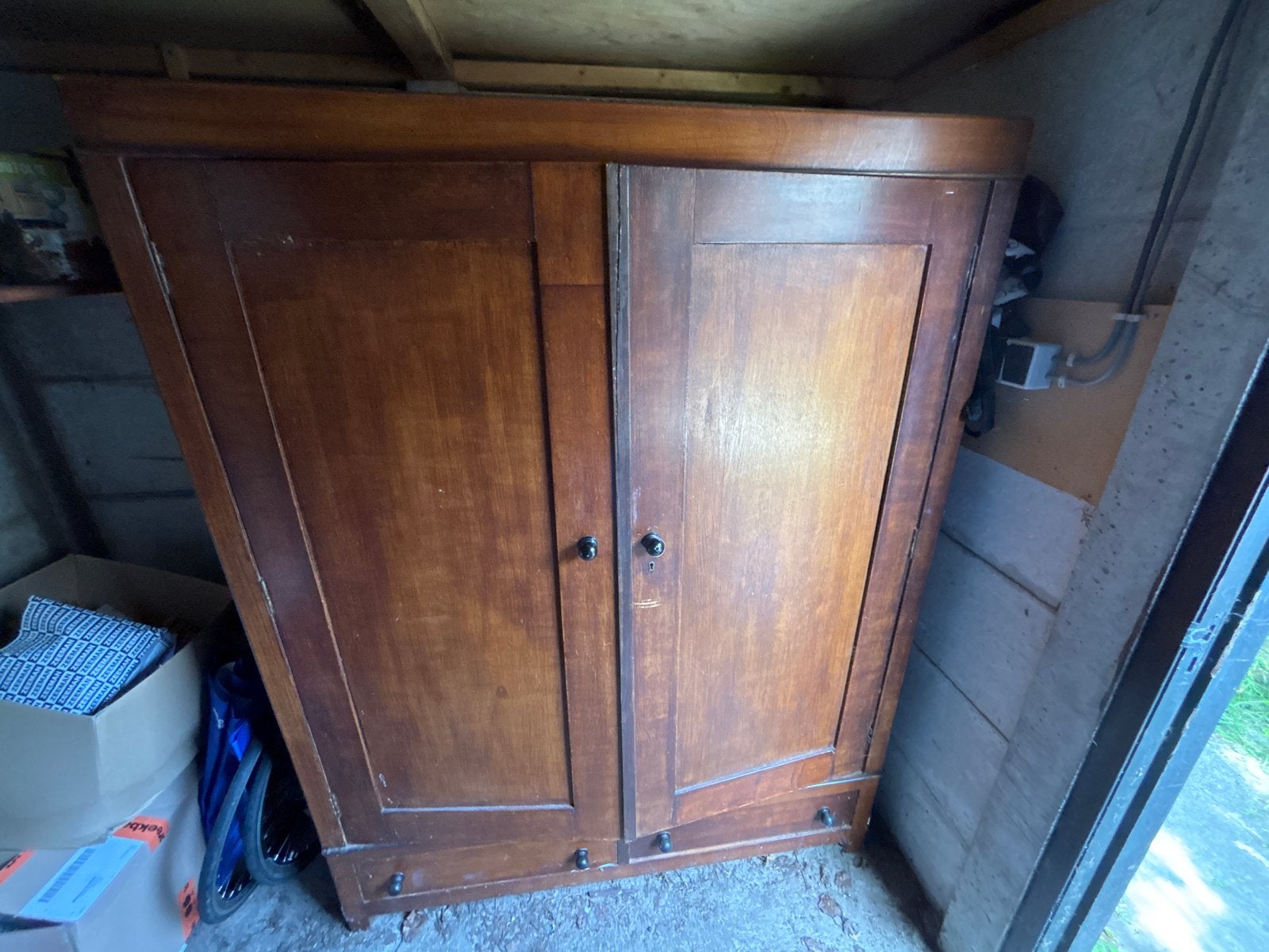 Vintage houten kledingkast met 2 deuren en lades, Ophalen