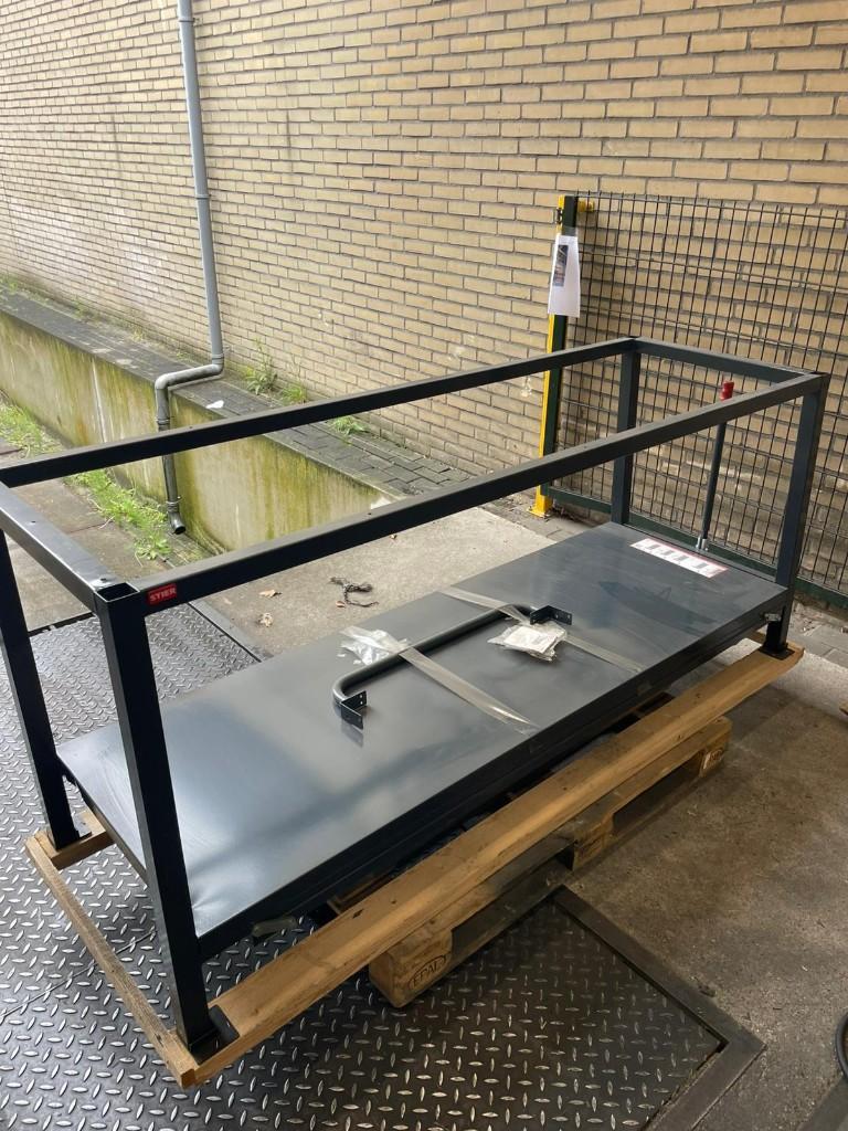 werkbank STIER Premi, Ophalen, Zo goed als nieuw, 70 tot 120 cm