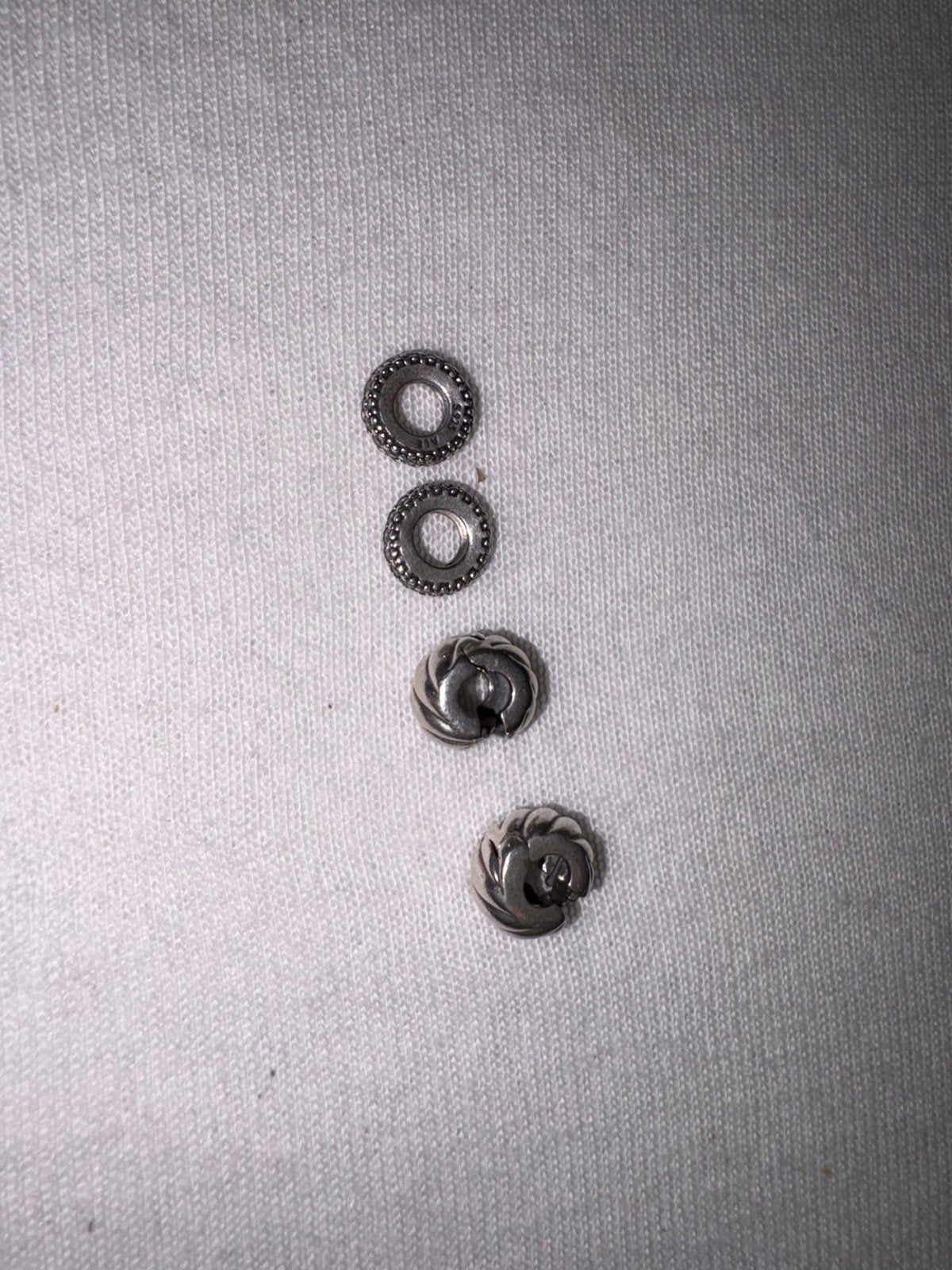 Pandora spacers/clippers, Ophalen, Gebruikt, Pandora, 4 bedels of meer