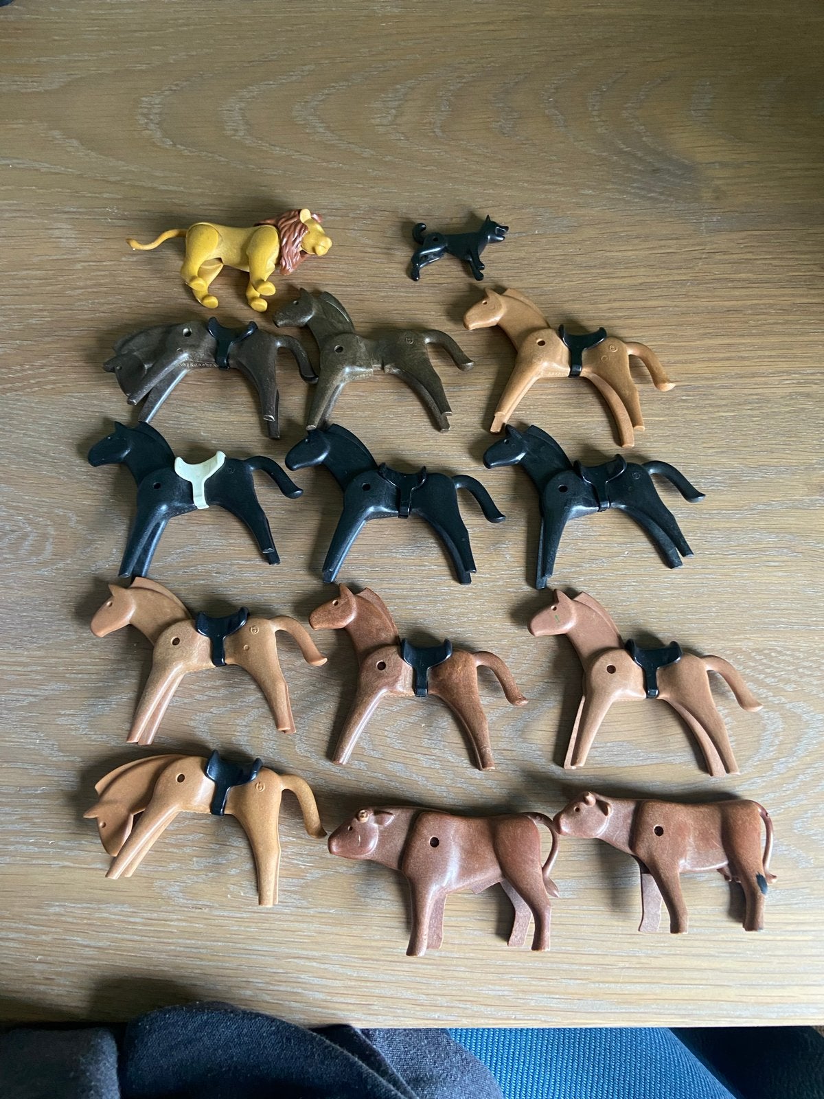 Playmobil dierenfiguren: paarden, leeuw, hond, koeien, Ophalen of Verzenden, Gebruikt, Jongen of Meisje