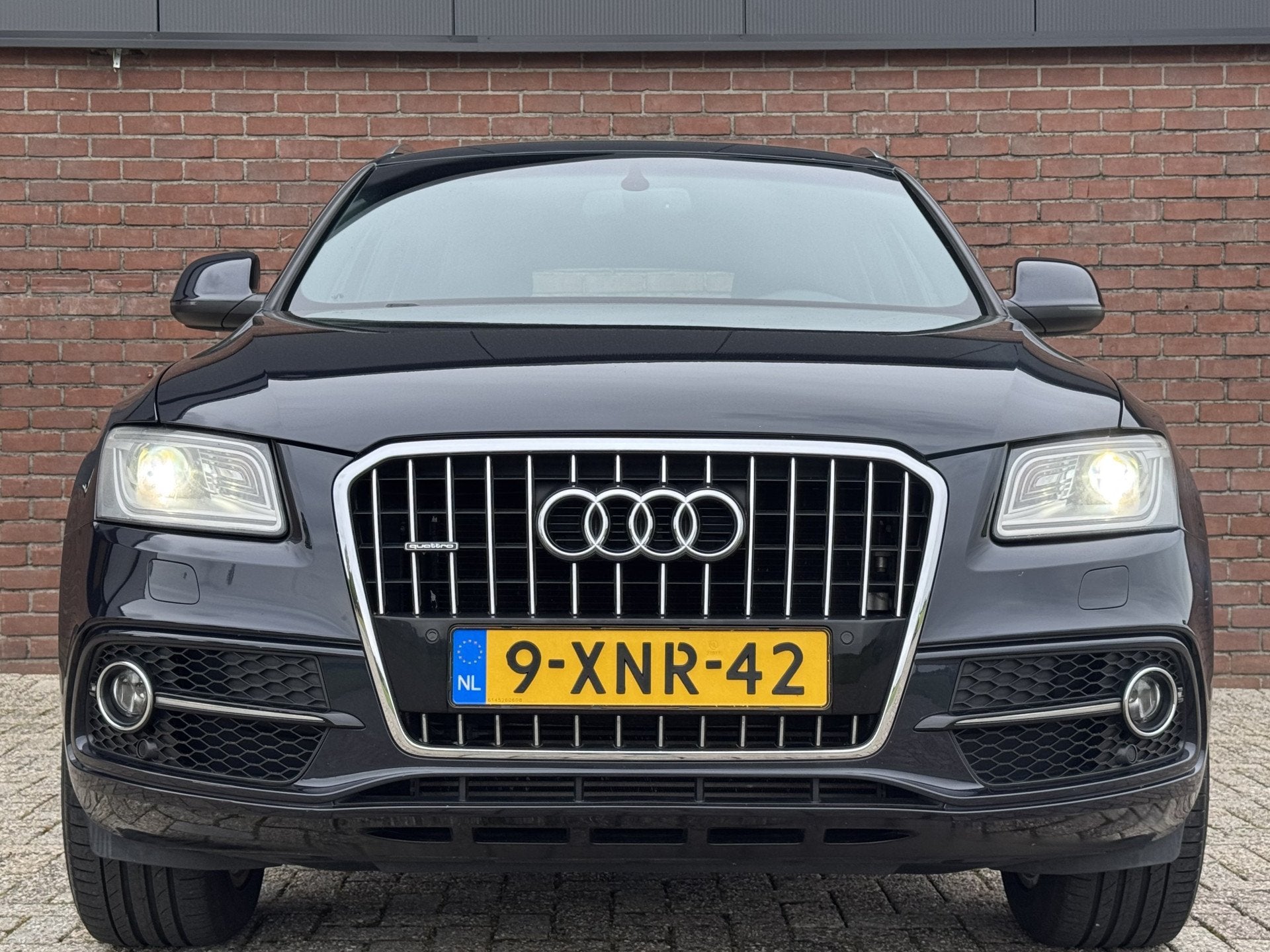 Audi Q5 2.0 TFSI QUATTRO S-LINE | NL-AUTO! | DEALER OH!, Auto's, 1730 kg, 4 cilinders, Blauw, Leder en Stof