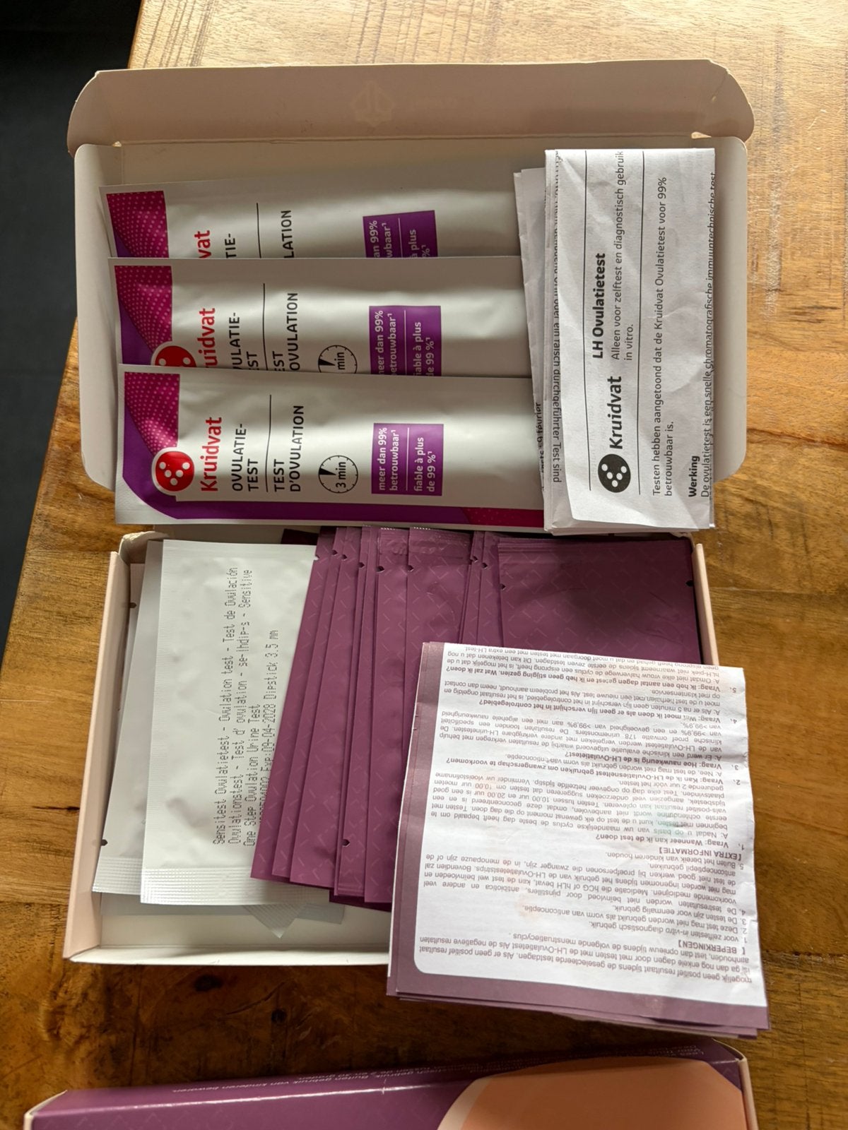 Ovulatietesten pakket– Telano,Clearblue,Sensitest & Kruidvat, Ophalen of Verzenden, Zo goed als nieuw, Overige kleuren, Handen en Nagels