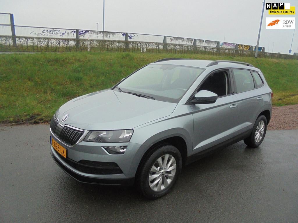 Skoda Karoq Skoda Karoq 1.5 benzine Automaat airco ecc lmv t, Auto's, Skoda, 4 cilinders, Bedrijf, 19 km/l, SUV of Terreinwagen