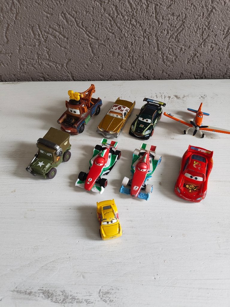 Cars en Planes speelgoedfiguren - 9 stuks b, Kinderen en Baby's, Speelgoed | Speelgoedvoertuigen, Ophalen of Verzenden, Gebruikt