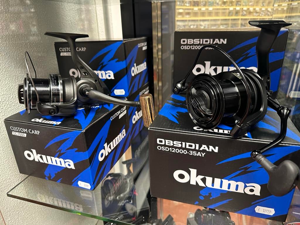 Okuma Custom Carp CC-7000 en Obsidian OSD12000-35AY Molens, Watersport en Boten, Hengelsport | Karpervissen, Ni, Molen, Nieuw