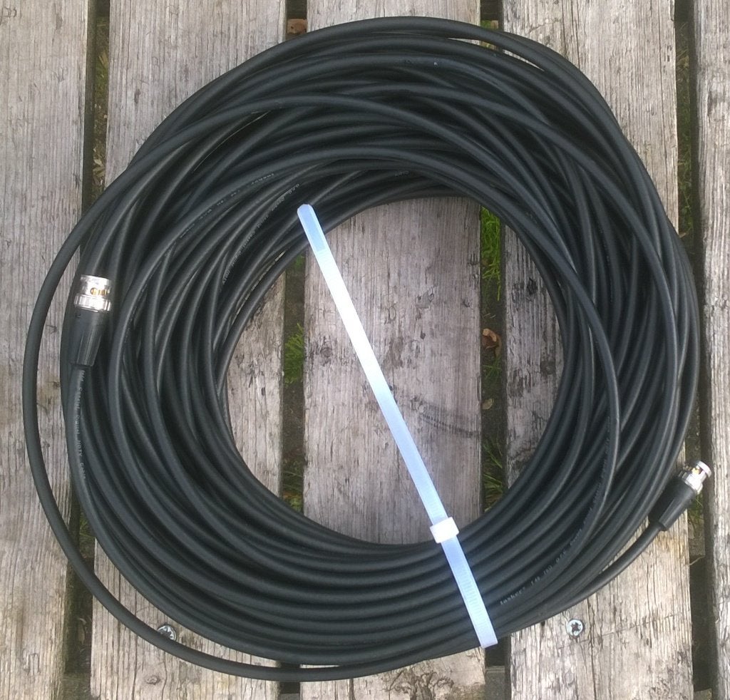 Snoer BNC - BNC, 45 meter 75 Ohm, Ophalen of Verzenden, Zo goed als nieuw, Nb, Nb