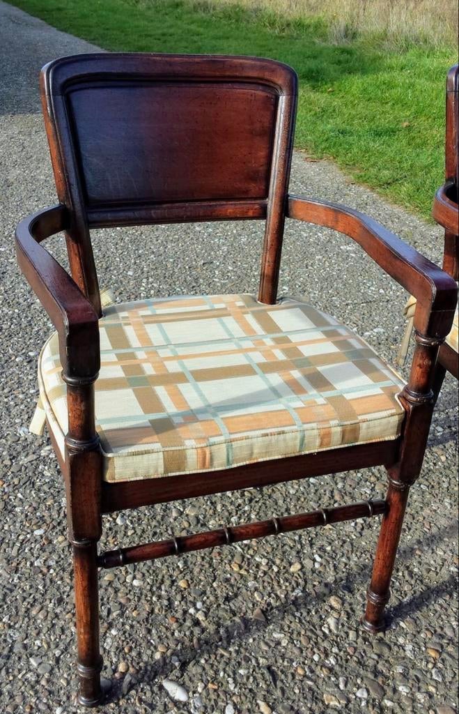 6 eetkamerstoelen met armleuningen, Ophalen