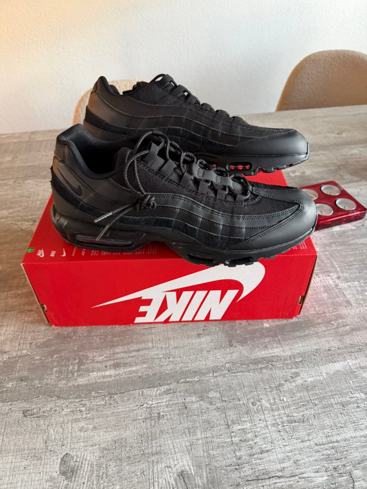 Te koop nieuw paar nike air max 95 in maat 49,5 (49.5), Kleding | Heren, Schoenen, Zwart, Nieuw, Ophalen of Verzenden, Sneakers of Gympen