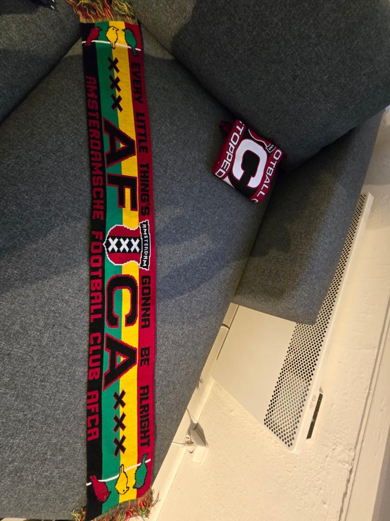 Sjaal bob marley Ajax, Sport en Fitness, Voetbal, Maat XL, Ophalen of Verzenden, Nieuw, Shirt