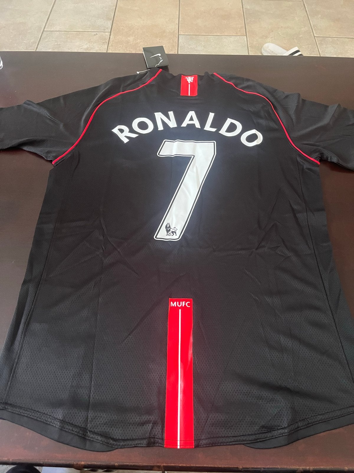 Manchester United Ronaldo Retro 2008 shirt maat L, Maat M, Verzenden, Nieuw, Shirt