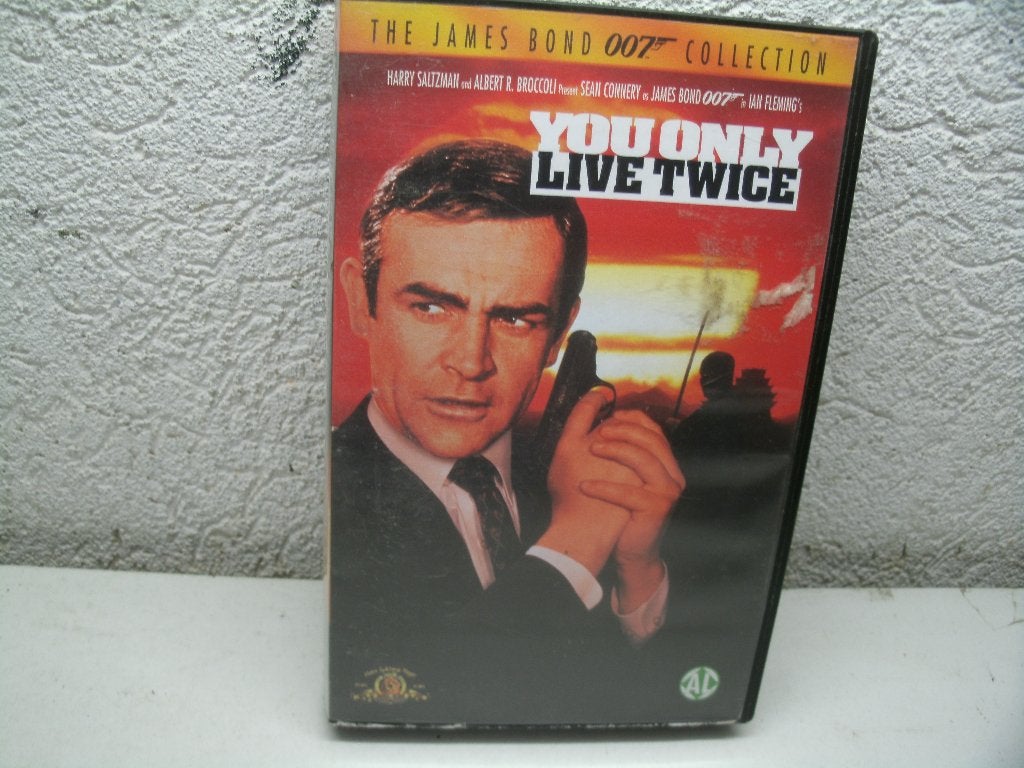 vhs 173b you only live twice, Alle leeftijden, Ophalen of Verzenden, Zo goed als nieuw, Komedie