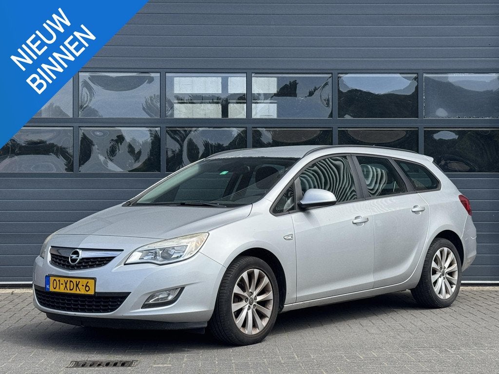 OPEL ASTRA SPORTS TOURER 1.4 ANNIVERSARY EDITION I MEENEEMPR, Voorwielaandrijving, Gebruikt, 4 cilinders, Origineel Nederlands
