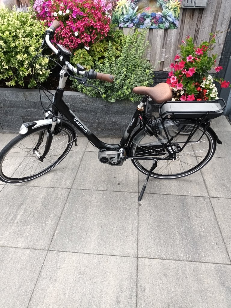 gazelle met bosch midden motor prijs 650 euro, Fietsen en Brommers, Elektrische fietsen, 51 tot 55 cm, Ophalen, Gebruikt, Gazelle