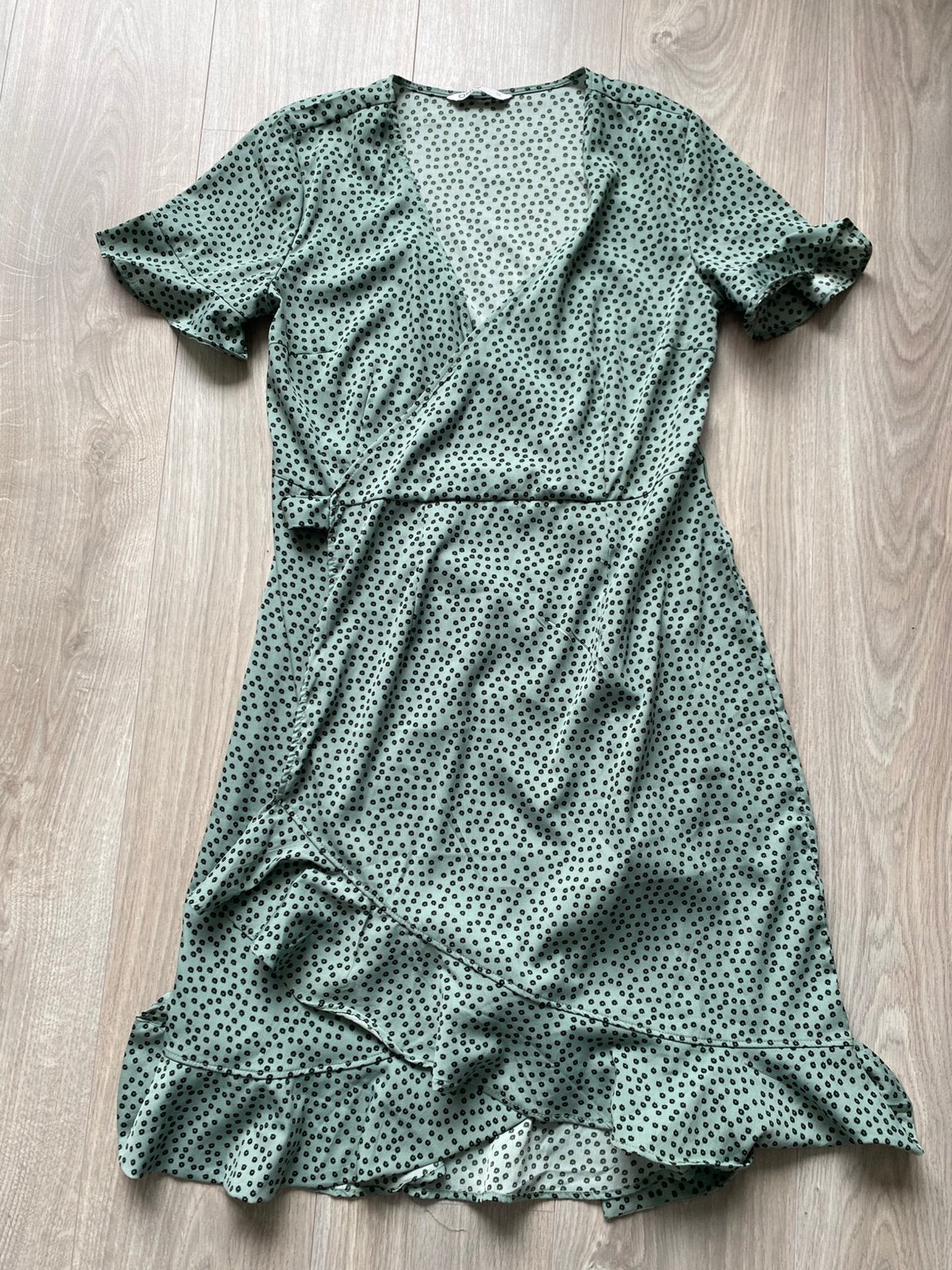 Only wikkel jurk maat 38, Kleding | Dames, Jurken, Ophalen of Verzenden, Zo goed als nieuw, Maat 38/40 (M), Groen