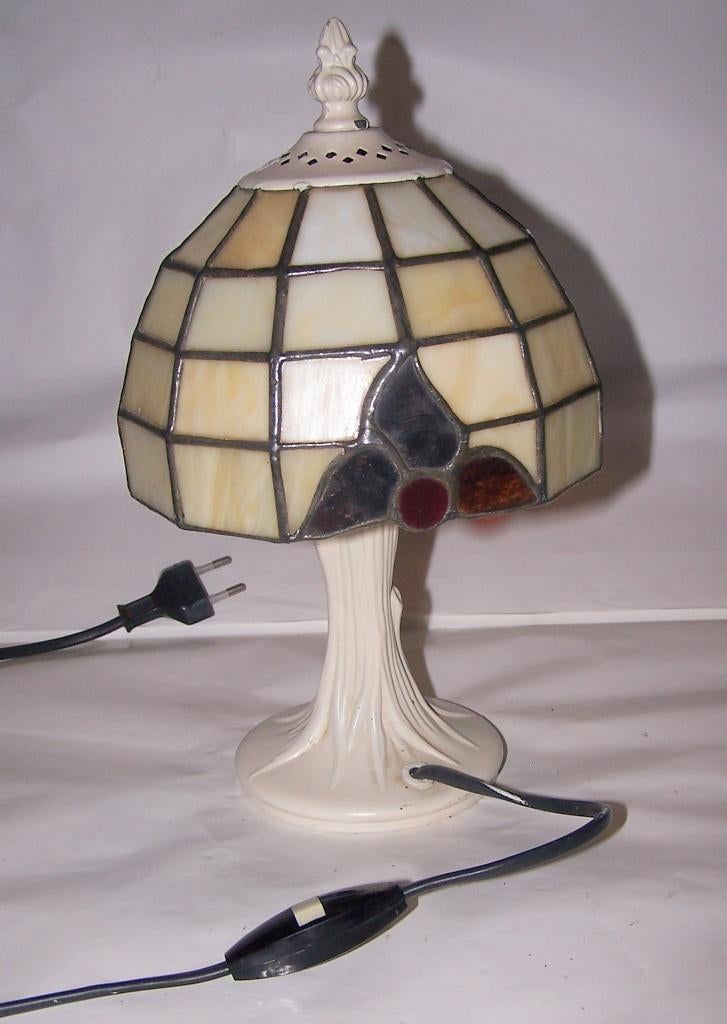 Prachtige Tiffany-style tafellamp met boomvoet. Art-Deco. Nw, Ophalen of Verzenden, Zo goed als nieuw, Minder dan 50 cm, Tiffany